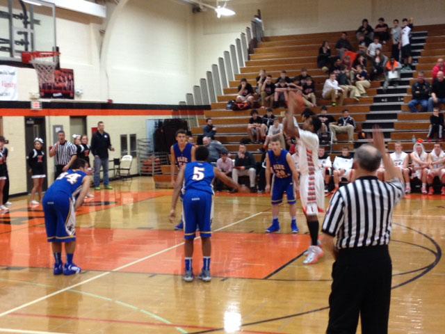 Sophomore James Mobley sinks a free throw in the 4th quarter.