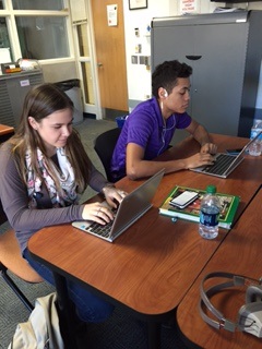 Juniors Nikki Westphal and Jabari Quigley using current Chromebooks in the Drop in Center.