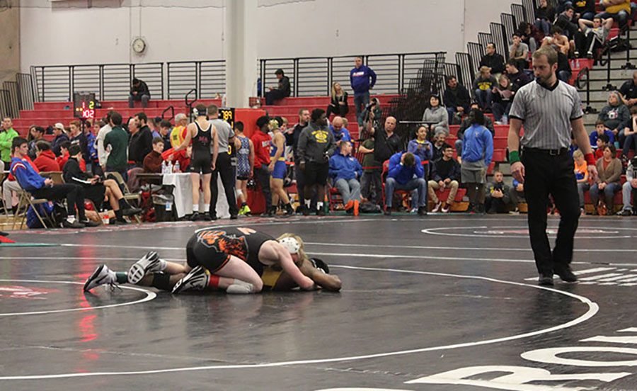 LHS wrestling wins their first invitational