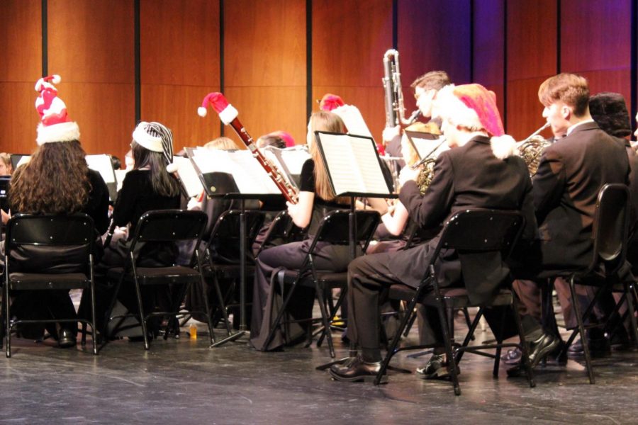 On Tuesday, Dec. 12, the LHS Fine Arts Department held its annual Holiday Band Concert.