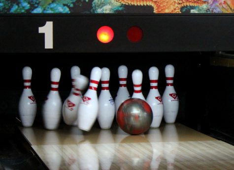 Girls bowling prepares for the playoffs