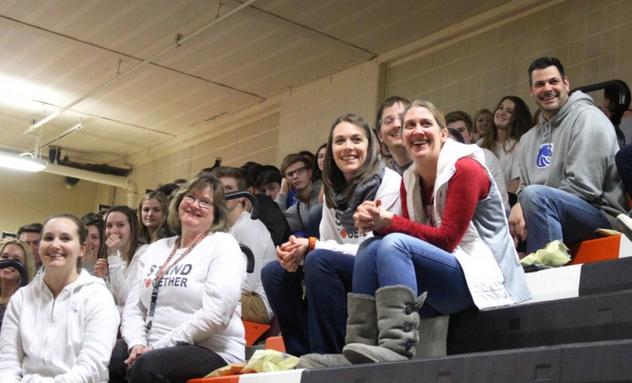 While watching Turnabout Court members’ videos, several teachers share a laugh.