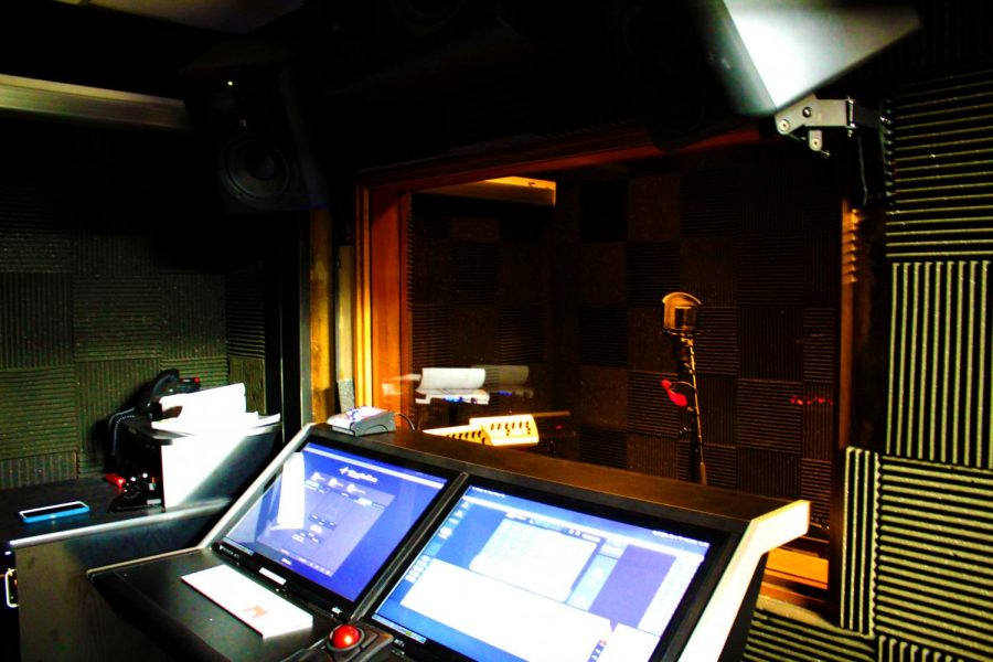 Unlike other schools, the console area has touch-screen technology, which LHS was able to get through the efforts of the school and the Parent Cats organization. The console is responsible for editing the recordings, and it serves as the connection between an audio interface and the incoming audio, according to Sage Audio, a professional studio located in Nashville.