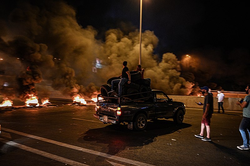 Protesters+take+to+the+streets+in+Lebanon.