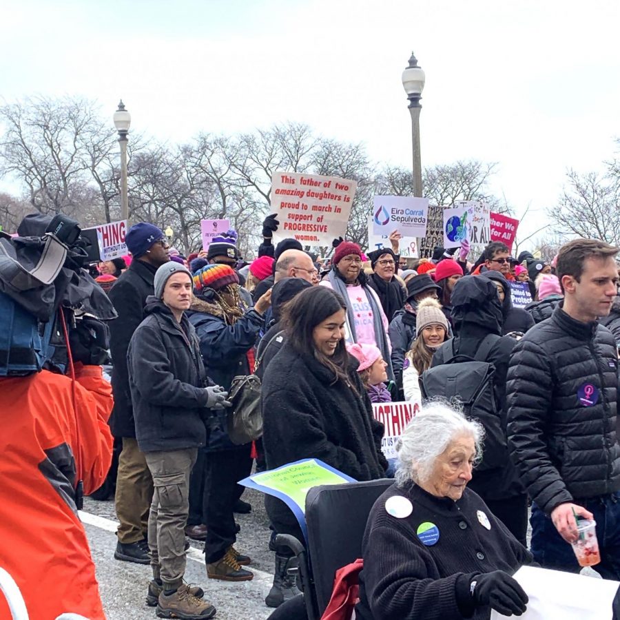 Marchers included those from a variety of different age groups, many of whom held up signs to show the main reason they were at the march, including, supporting their daughters, supporting Planned Parenthood and simply supporting women in general.