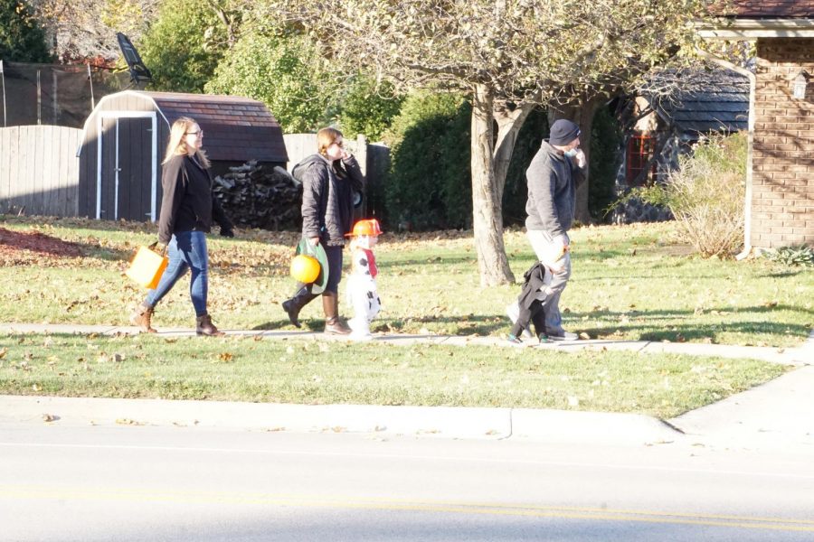 Day trick-or-treating Final