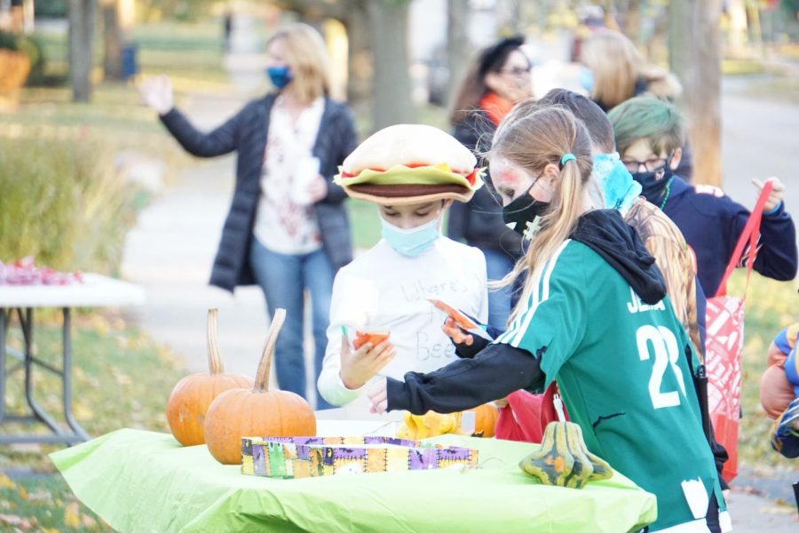Lots of trick-or-treater abided by the mask mandate laid out by the Libertyville trick-or-treating guidelines.
