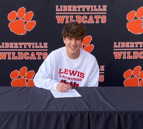 Domenic Tarello commited to Lewis University for lacrosse.