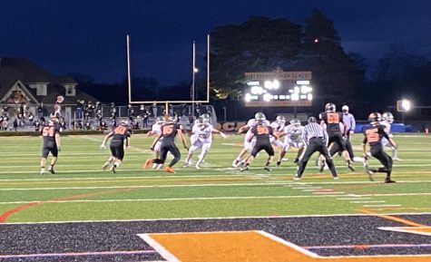 Joe Freedman (54), Trace Batesky (40), Sam Pinsel (85), Joseph Ferreira (90), Jack Nevins (58), Matt Stokovich (25), and the Wildcat defense work to stop the Stevenson offense.