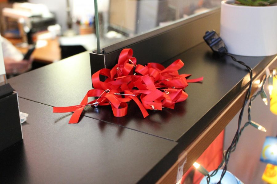 On Monday and Tuesday during Red Ribbon Week, ribbons and stickers were available in LSTs for students to wear and show their support for the cause.