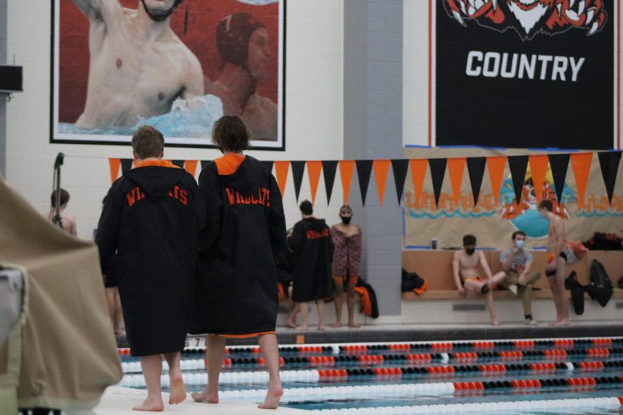 Boys Swim Beats Waukegan on Senior Night