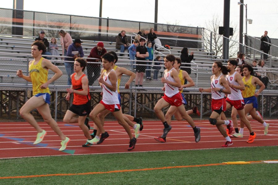 Boys Track wins against Mundelein but loses to Warren