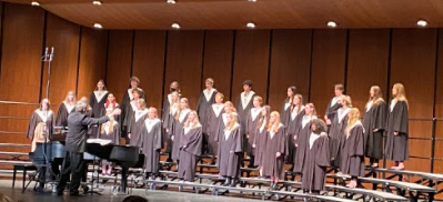 Chorale kick starts the 2022 LHS Spring Concert singing songs such as, "Come to the Music", "It Sings In Me" and "Dies Irae"