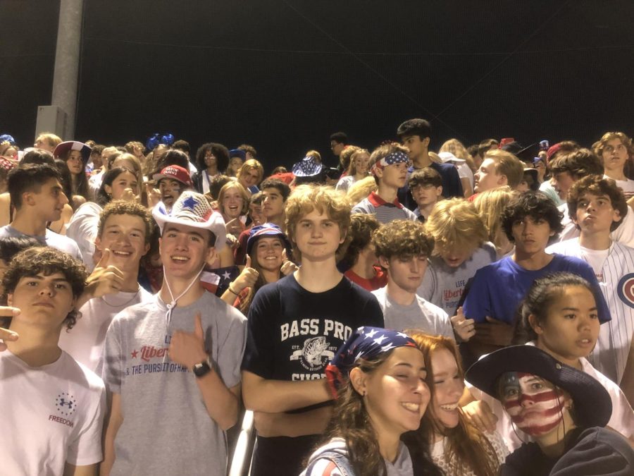 The+stands+are+packed+with+loyal+Libertyville+fans%2C+all+in+their+best+USA+gear+for+the+Friday+night+football+game.+For+the+second+straight+home+game%2C+the+student+section+has+been+packed+to+capacity%2C+and+the+trend+shows+no+signs+of+letting+up.