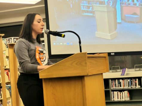 Social studies teacher Sarah Greenswag gives an impassioned speech on behalf of the D128 union during the board of education meeting on Feb. 27, 2023. Her speech outlined four issues including the lack of timely communication from administrators and low morale among teachers and staff.