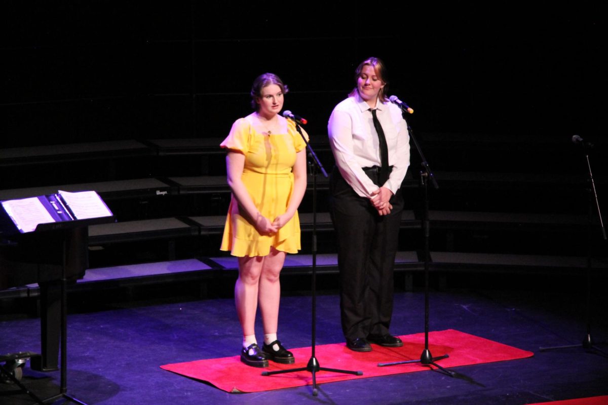 Seniors Danielle Morgan and Lou Matulenko perform “City of Stars" from “La La Land.” Both Matulenko and Morgan are involved with Theater at LHS.
Caption by Ash Magalhaes
