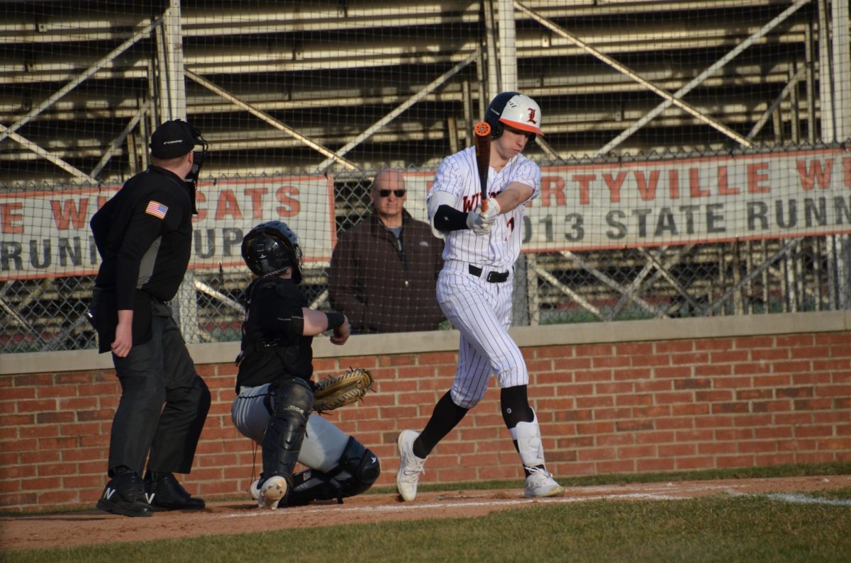 Sophomore Chase Lockwood (11) takes his turn up to bat. “There were a lot of good highlights, a lot of good two strike approach swings,” Head Coach Matt Thompson said. “Chase Lockwood had a couple hits.”