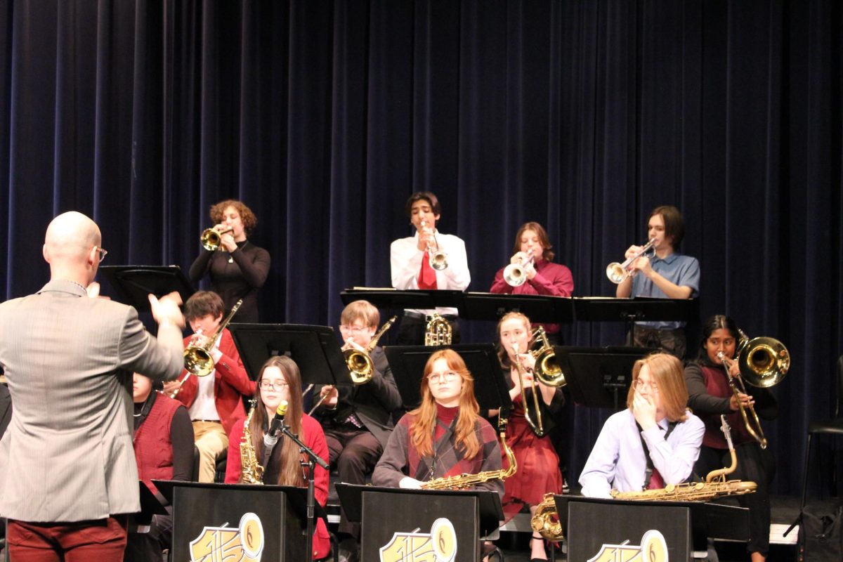 Mr. Karnstedt conducts the Jazz Ensemble for their final performance. “A lot of seniors that graduated last year, so we had a lot of people that were just in the band for the first time and they definitely exceeded my expectations, Karnstedt said.