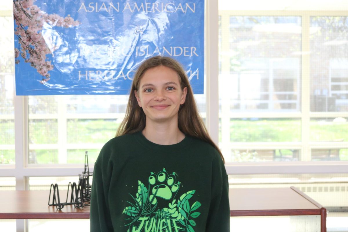Senior Lauren Hilts, attending St. Louis University and joining the ROTC program.