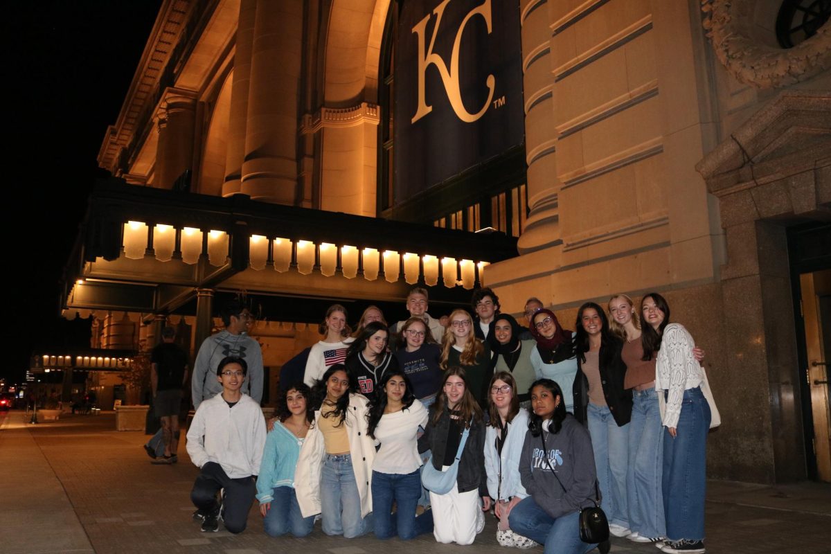 2023-2024 Drops of Ink staff travel to Kansas City, MO, for the Journalism Education Association/National Scholastic Press Association (JEA/NSPA) on April 4-6, 2024. Students participated in journalism conventions related to writing, photography and layout. 