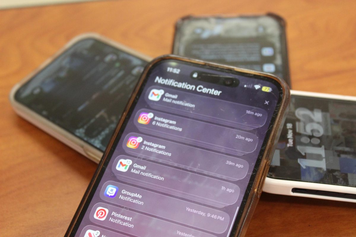 A stack of phones, one with over 70 notifications, shows just how central devices are in today’s day and age. “I’ve heard people say [that they] would love if Snapchat just didn’t exist, or social media didn’t exist, because it impacts everyone’s mental health,” Agee said.