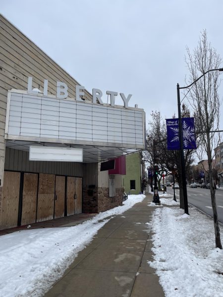 After opening in 1937, the Liberty Theater in downtown Libertyville was permanently closed in 2019. The theater had a $130,000 renovation in 2012 by Scott Dehn, adding new projectors. However, due to financial issues and competition in the theater market, the theater closed its doors in 2019.