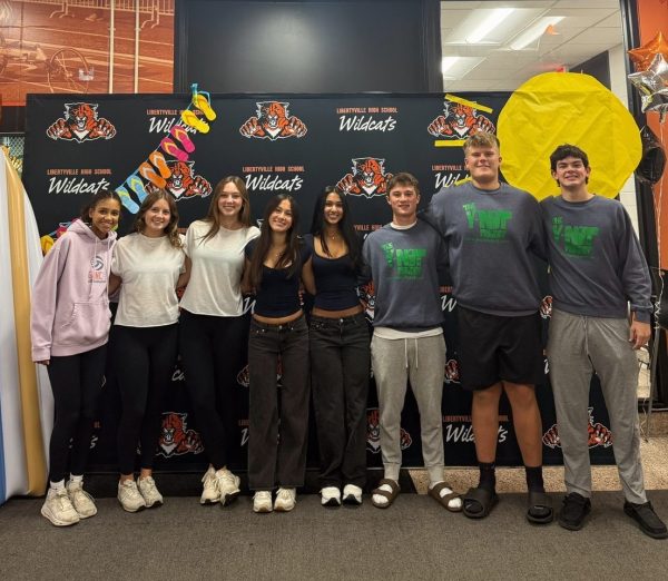 The STUCO Executive Board celebrates the 2026 Homecoming week by participating in Twin Day. (Photo courtesy: Meg Trob)